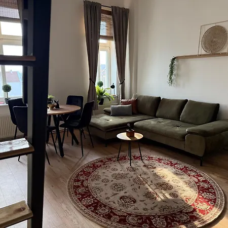 Industrial Z Antresola Apartment Ketrzyn